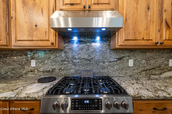 $1,699,000 | 1657 Highway 54, Spirit Lake, ID 83869