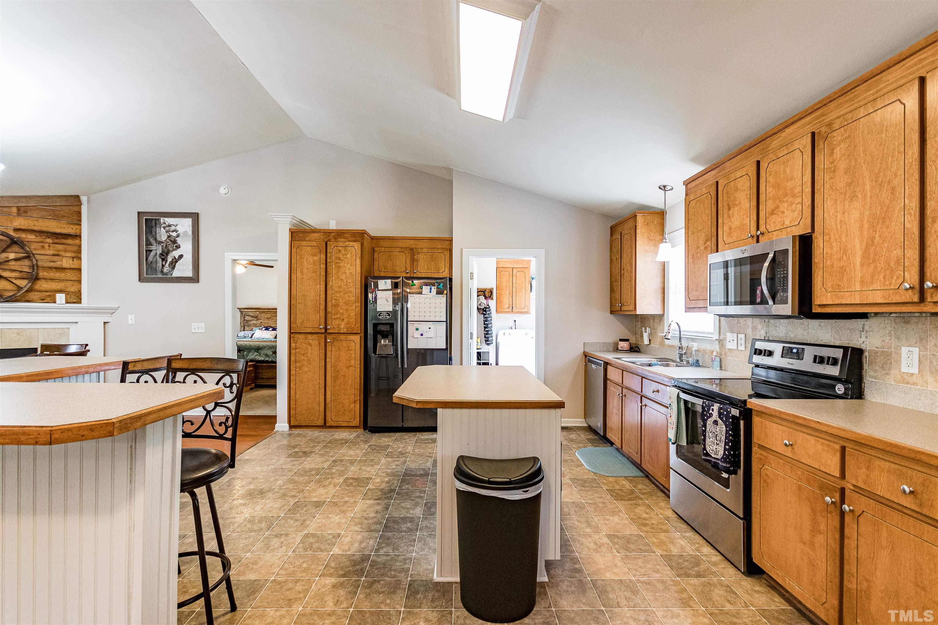 1640 Holly Grove Road Benson, NC 27504 - Photo 21 of 30 Gallery Image 21