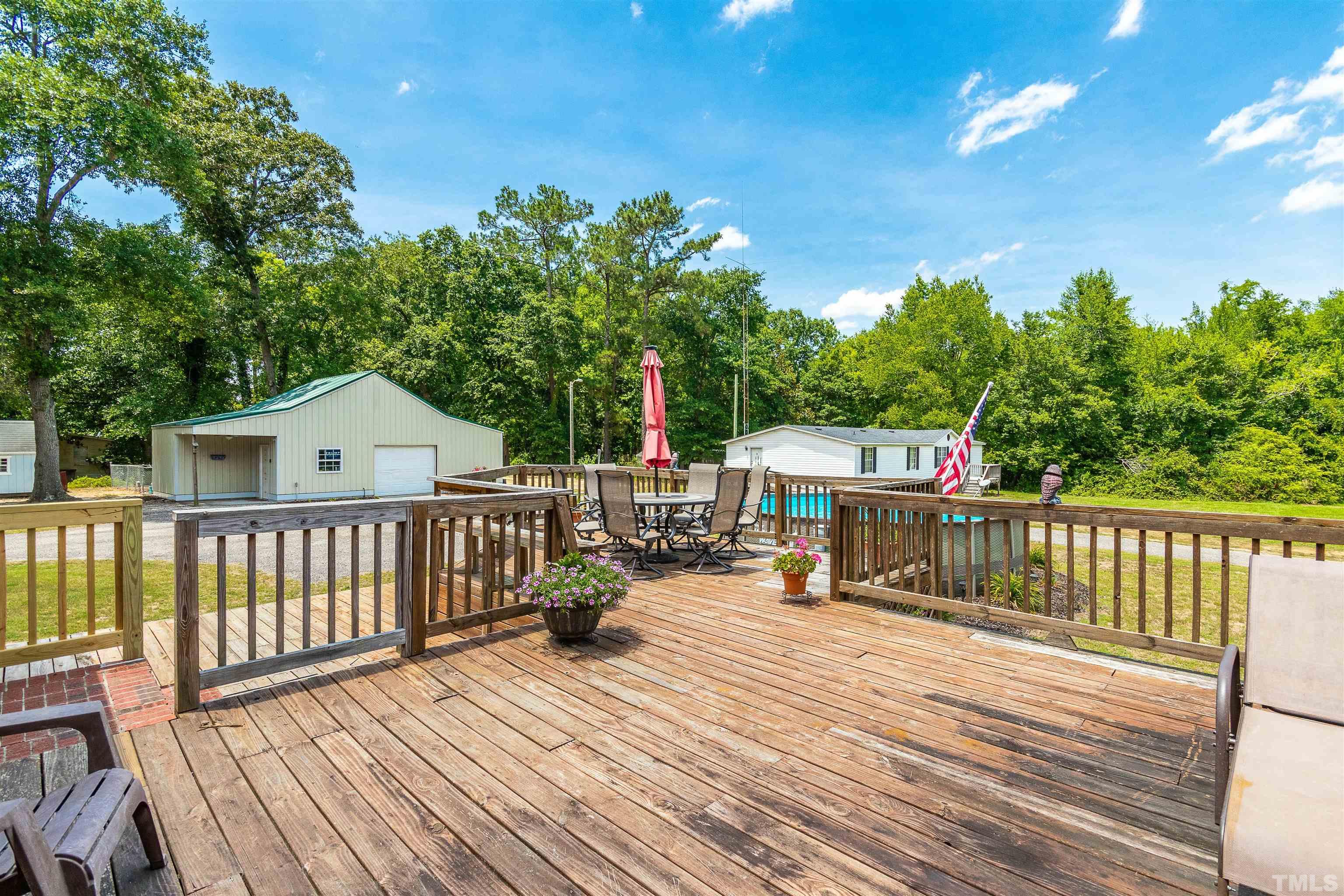 1640 Holly Grove Road Benson, NC 27504 - Photo 5 of 30 Gallery Image 5