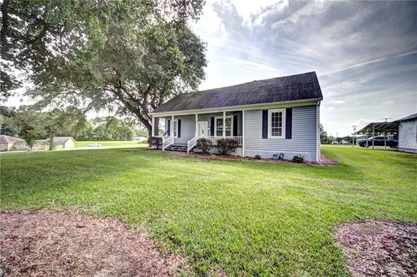 $330,000 | 516 5th Street, Natchitoches, LA 71457