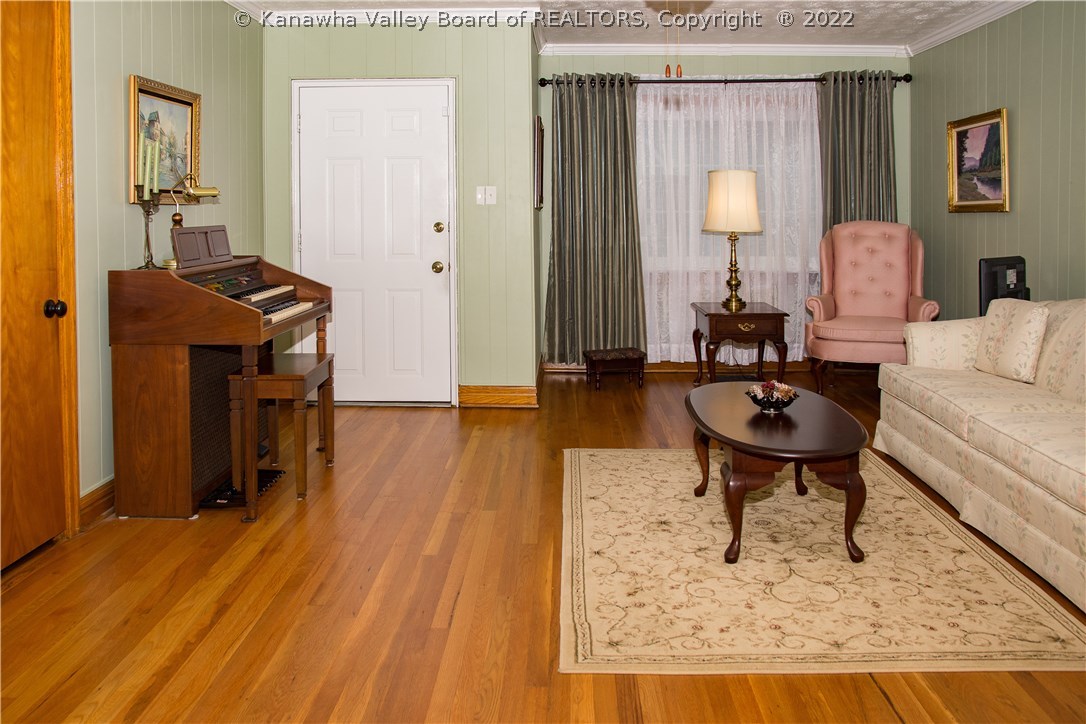 76 Williams Road London, WV 25126 - Photo 5 of 28 Gallery Image 5