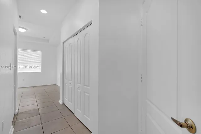 $2,900 | 1095 Northeast 39th Avenue, Unit 1095, Homestead, FL 33033