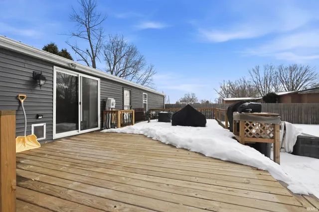 $224,900 | 1340 East 790 South, Wolcottville, IN 46795