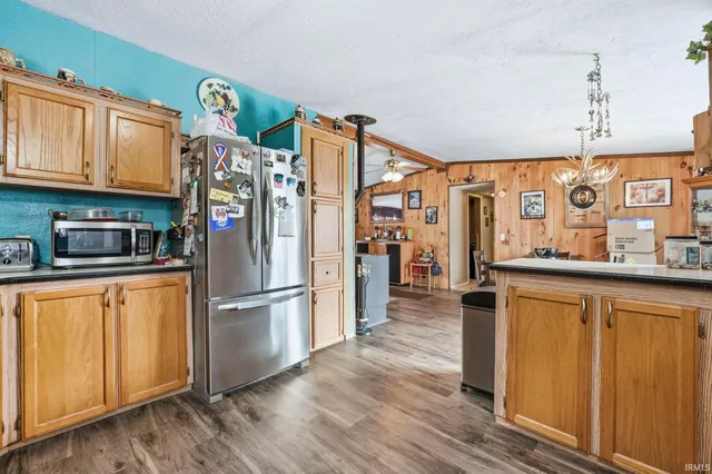 $224,900 | 1340 East 790 South, Wolcottville, IN 46795