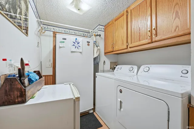 $224,900 | 1340 East 790 South, Wolcottville, IN 46795