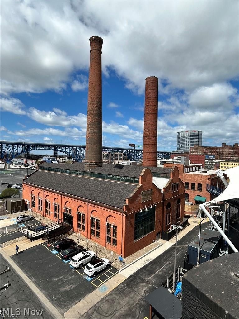 1237 Washington Avenue, Unit 612 Cleveland, OH 44113 - Photo 34 of 42 First Energy Powerhouse from the Superior Viaduct