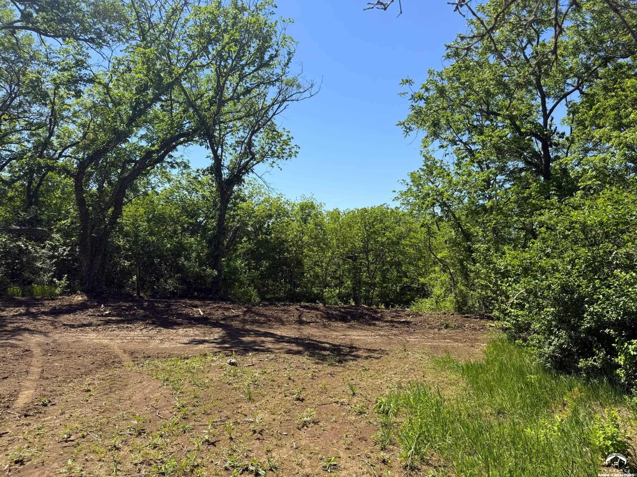 1040 Southeast Stanley Road Tecumseh, KS 66542 - Photo 2 of 21