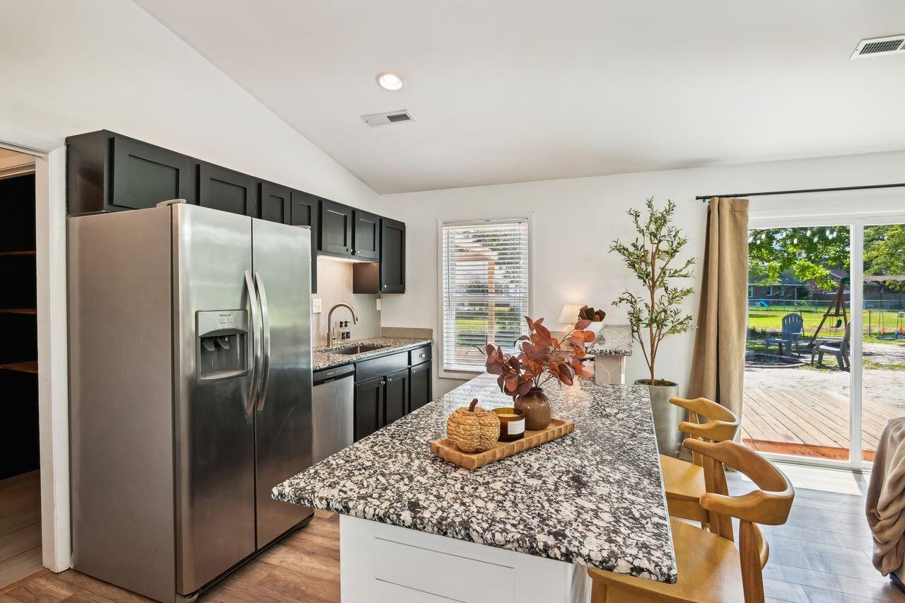105 Marion Road Summerville, SC 29486 - Photo 13 of 45 interior-kitchen-dsc2992
