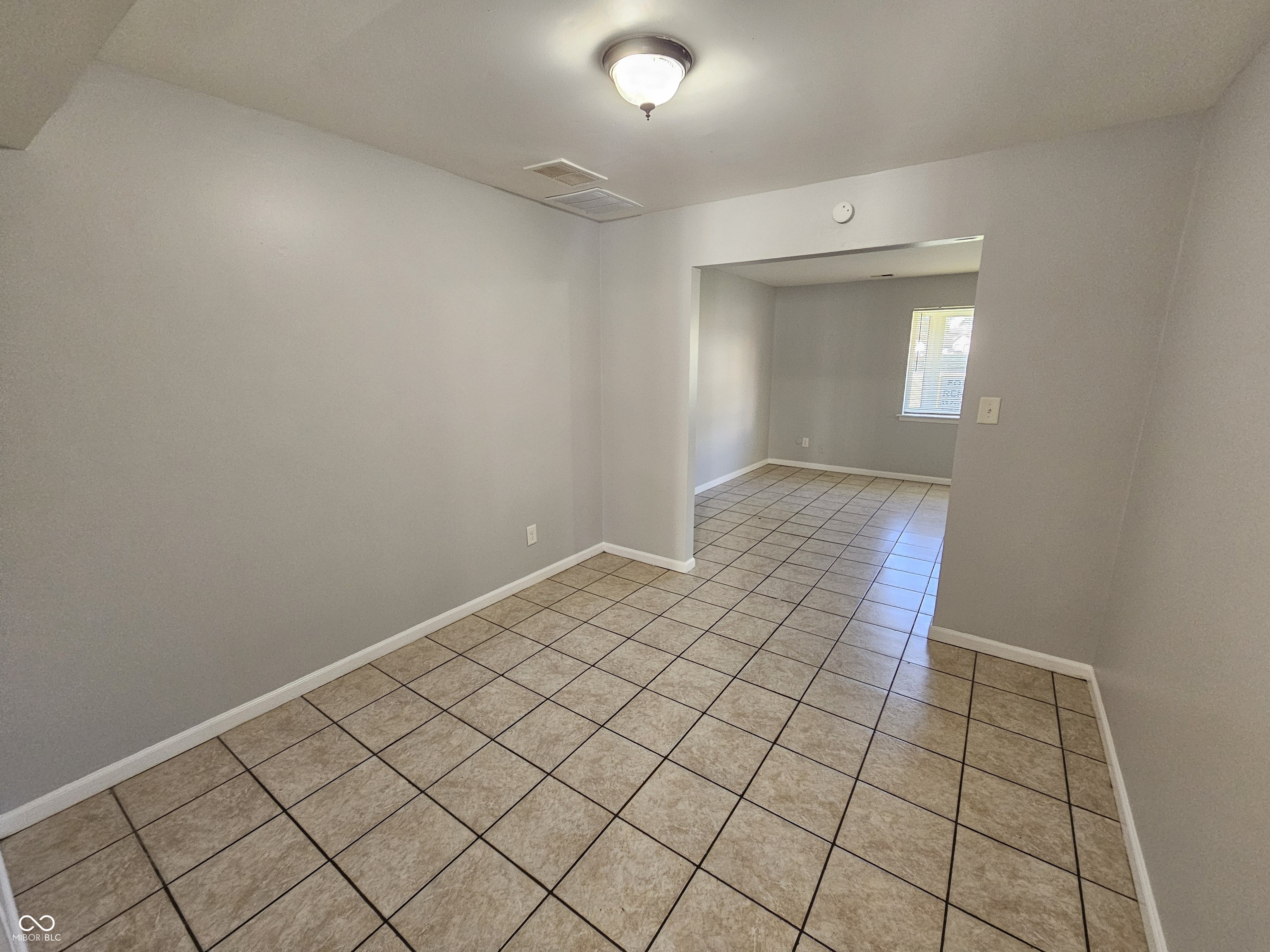 6314 Commons Drive Indianapolis, IN 46254 - Photo 5 of 25