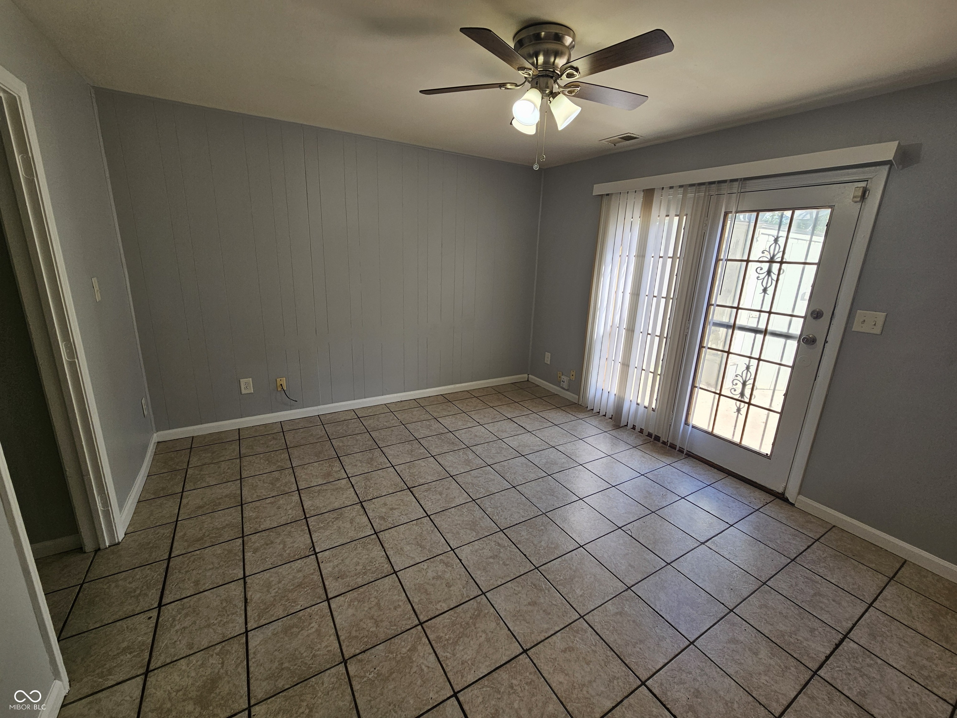 6314 Commons Drive Indianapolis, IN 46254 - Photo 6 of 25