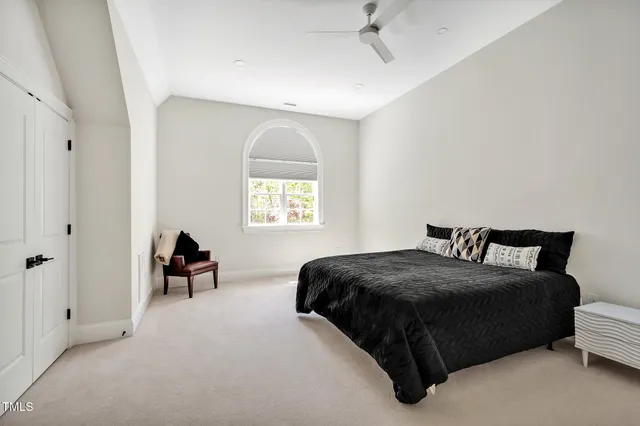 $3,688,000 | 25303 Ludwell, Chapel Hill, NC 27517