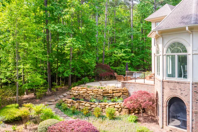 $3,688,000 | 25303 Ludwell, Chapel Hill, NC 27517
