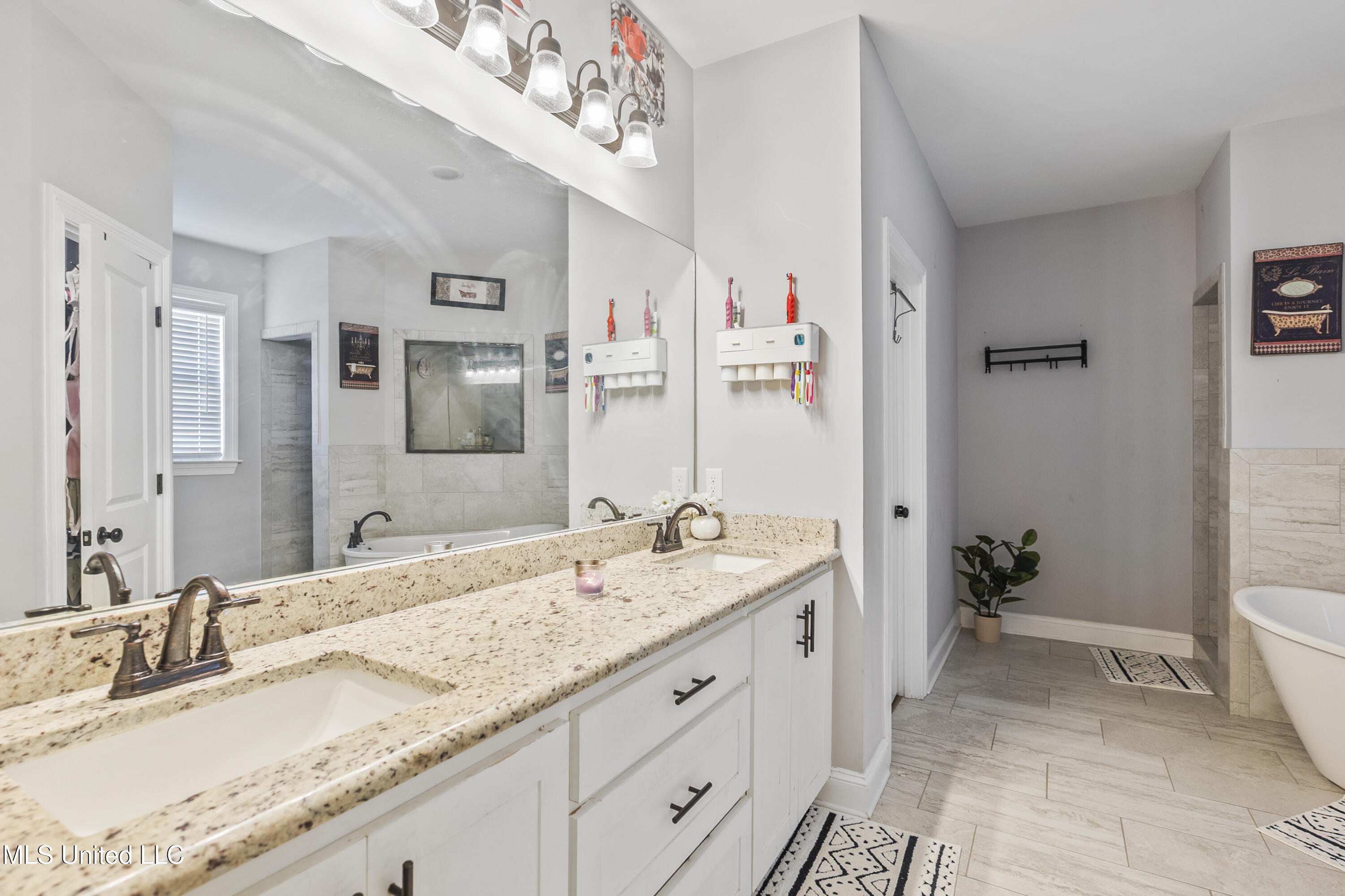 1601 Treestand Road Southaven, MS 38672 - Photo 18 of 30 DSC03795