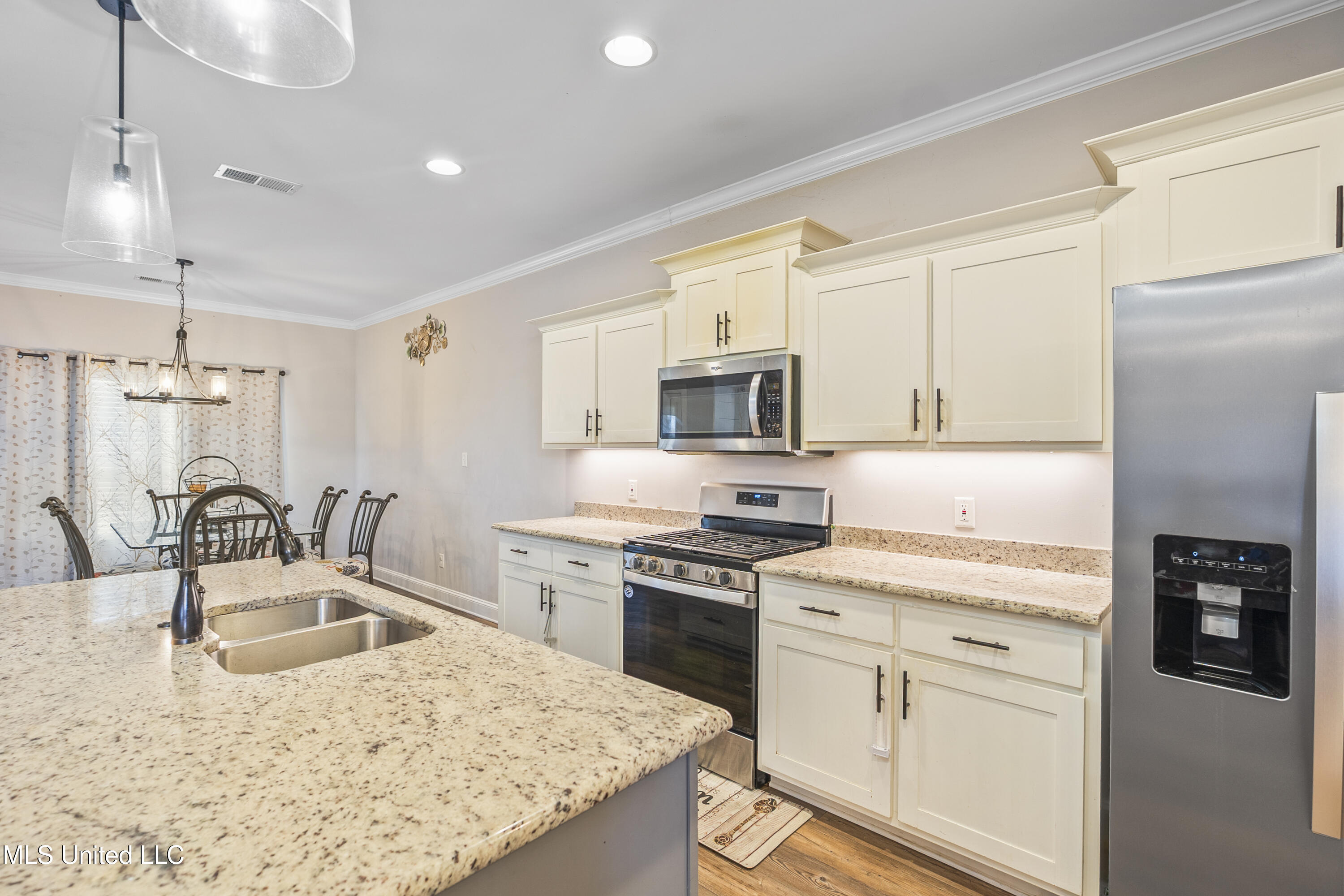 1601 Treestand Road Southaven, MS 38672 - Photo 9 of 30 DSC03762