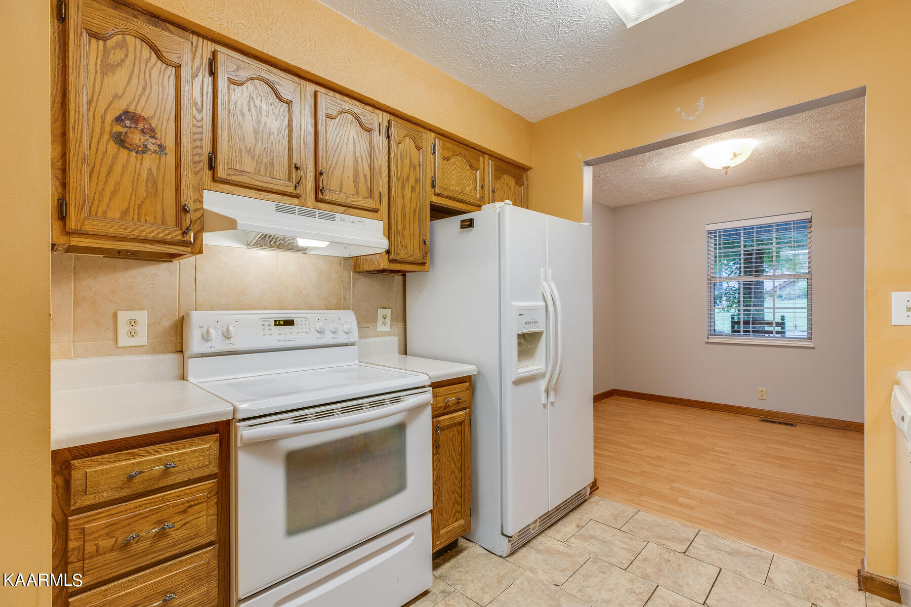 123 Pheasant Road Clinton, TN 37716 - Photo 11 of 34 012