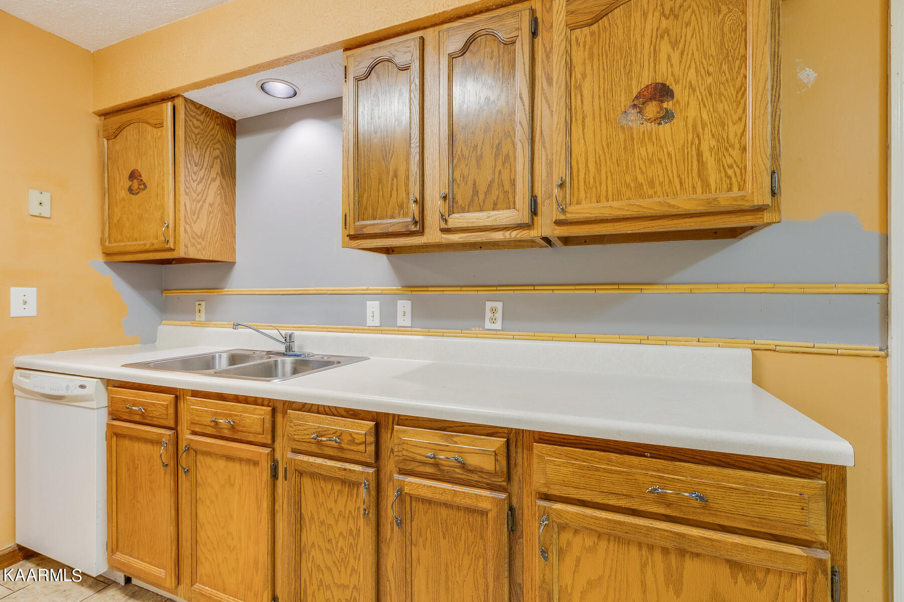 123 Pheasant Road Clinton, TN 37716 - Photo 12 of 34 013
