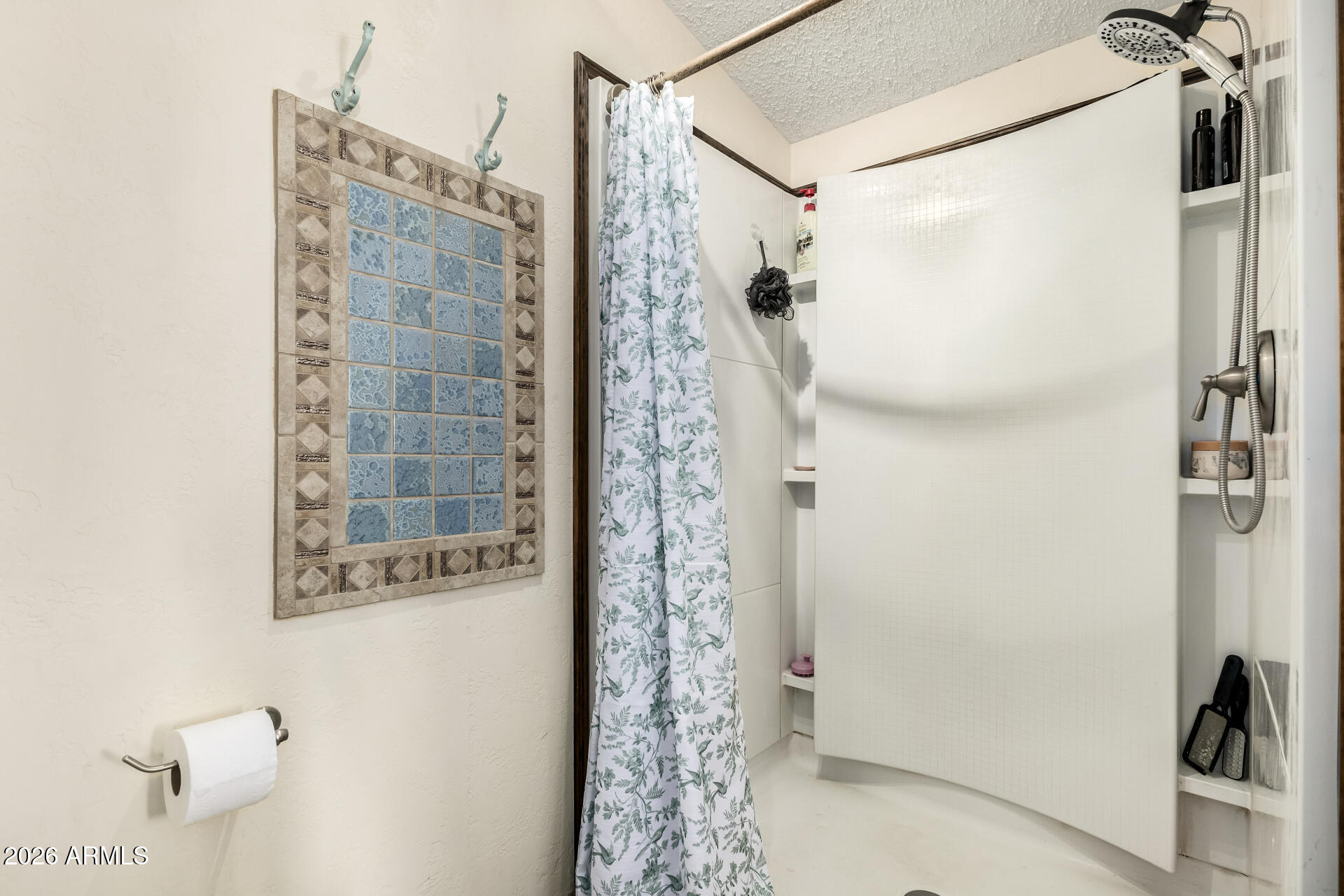 9987 North Geronimo Drive Casa Grande, AZ 85122 - Photo 25 of 53 a bathroom with a shower
