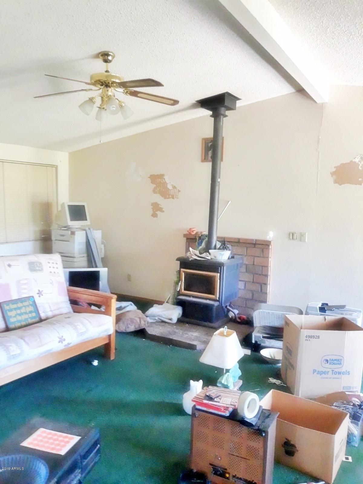 51532 North Forman Road Miami, AZ 85539 - Photo 13 of 39 8