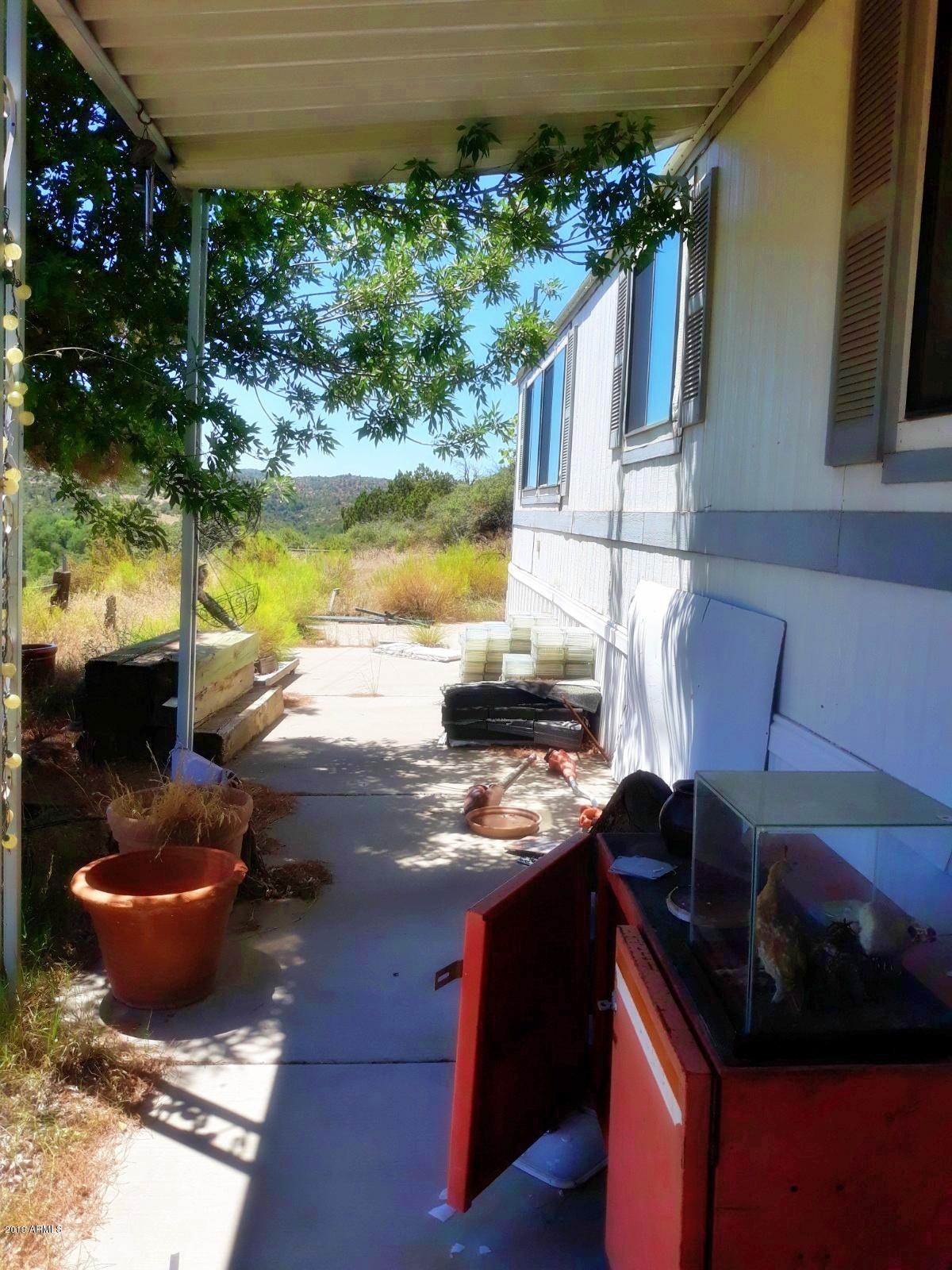 51532 North Forman Road Miami, AZ 85539 - Photo 10 of 39 5