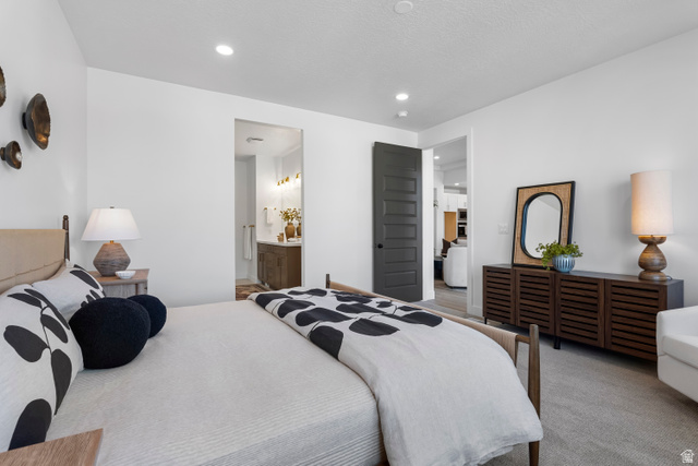 624 North Legend Circle, Unit 480 Mapleton, UT 84664 - Photo 23 of 34 Carpeted bedroom with recessed lighting and ensuite bathroom