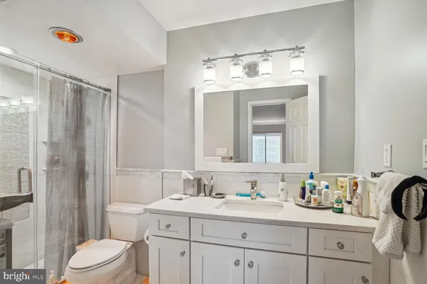 $4,000 | 8350 Greensboro Drive, Unit 920, McLean, VA 22102