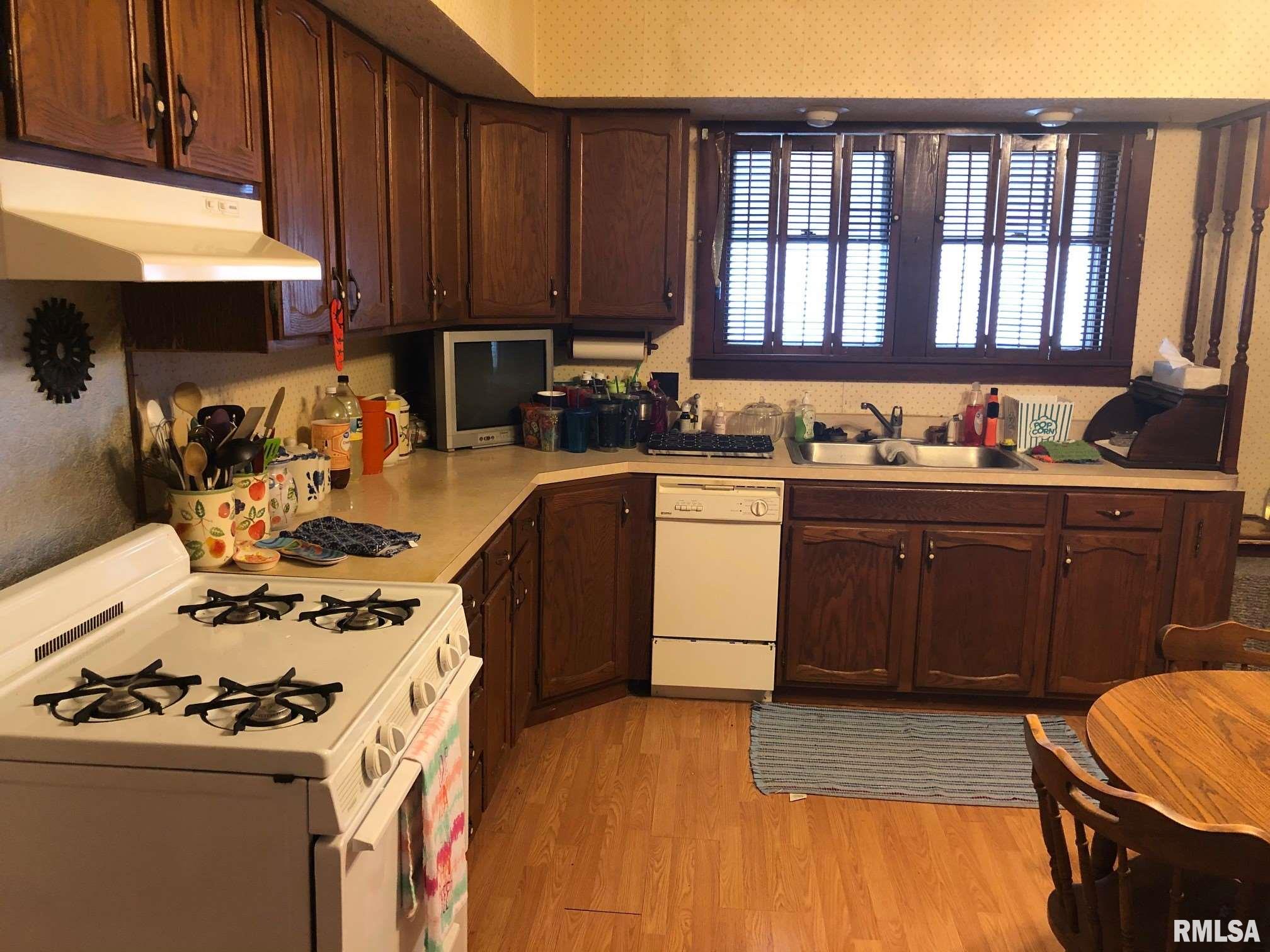 1611 East Matheny Avenue Springfield, IL 62702 - Photo 2 of 5
