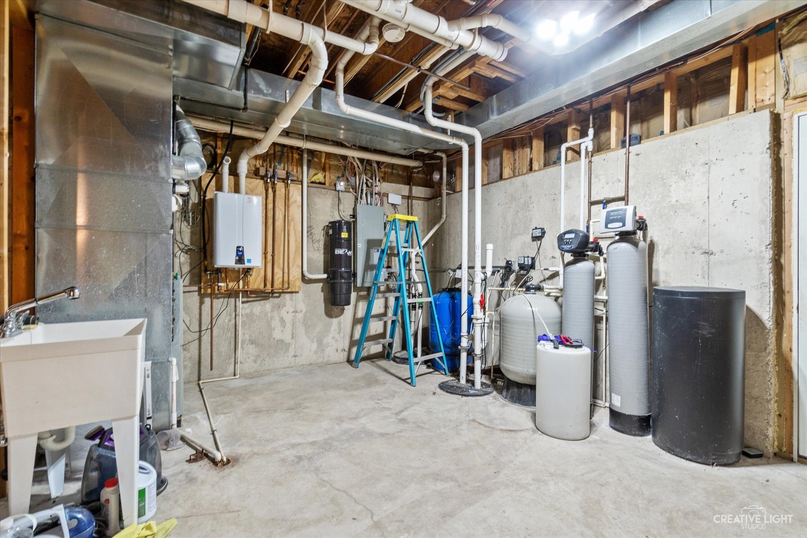 3684 East 2619 Th Road Sheridan, IL 60551 - Photo 23 of 32 a view of a room with gym equipment