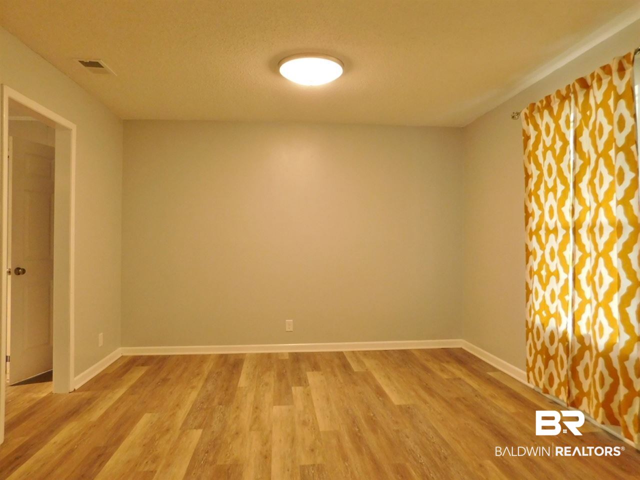 5264 Yorkwood Road South Mobile, AL 36693 - Photo 3 of 19