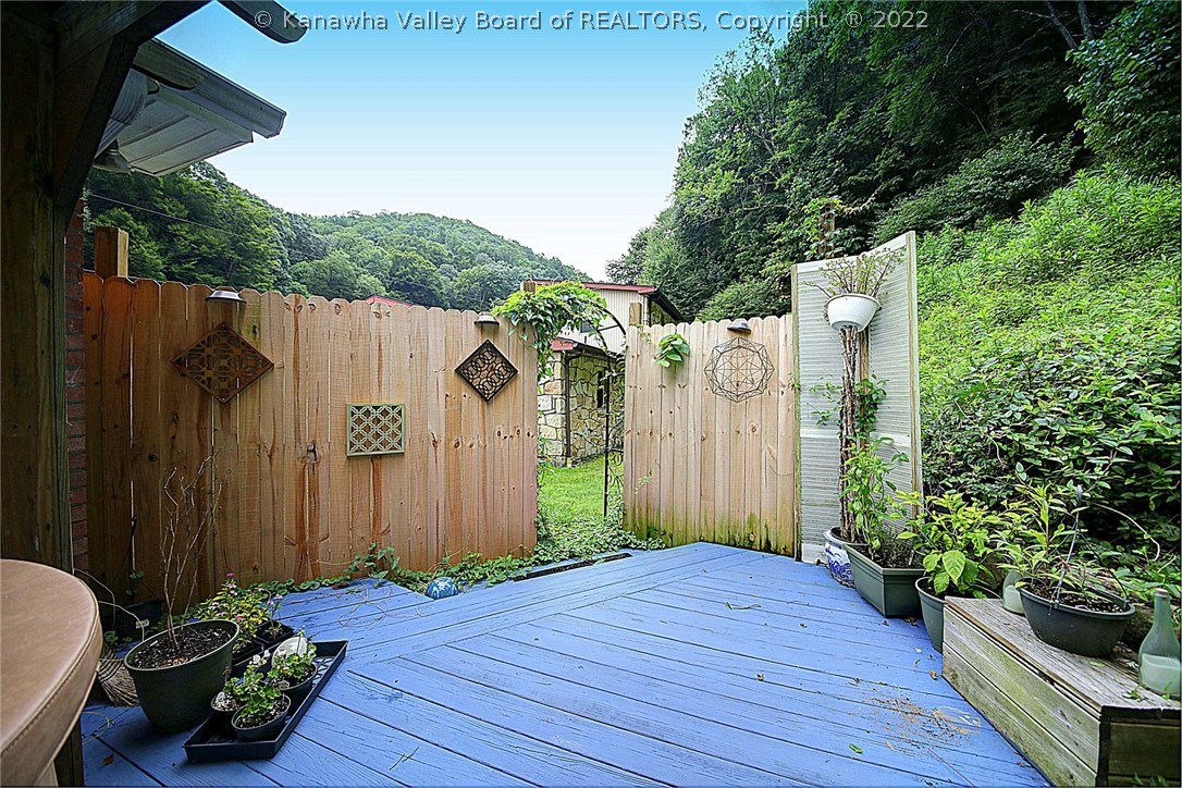 751 Lower Donnally Road Charleston, WV 25304 - Photo 29 of 30 Gallery Image 29