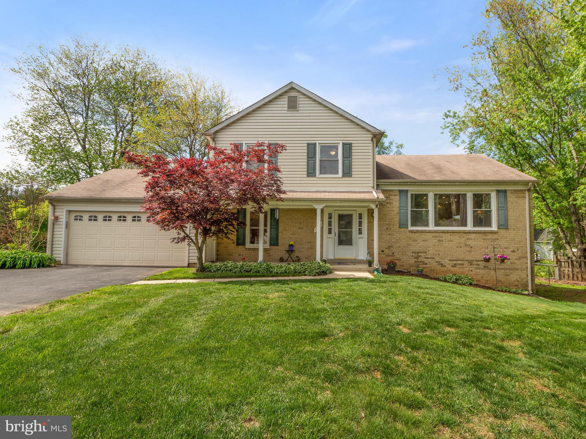 19228 Treadway Road Brookeville, MD 20833 - Photo 1 of 40 Spacious home with 2 car garage