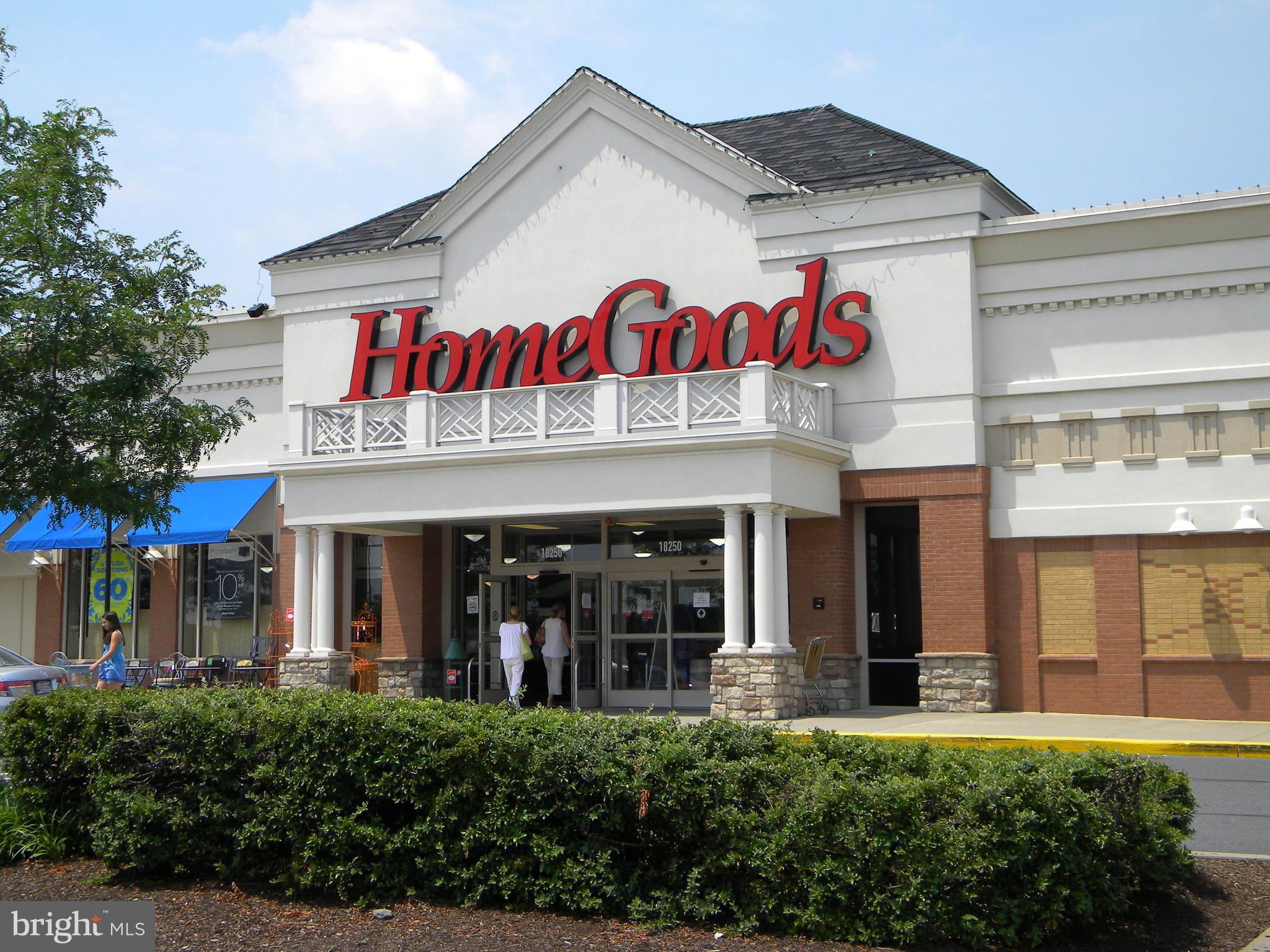 19228 Treadway Road Brookeville, MD 20833 - Photo 32 of 40 Great shopping less than a mile away !