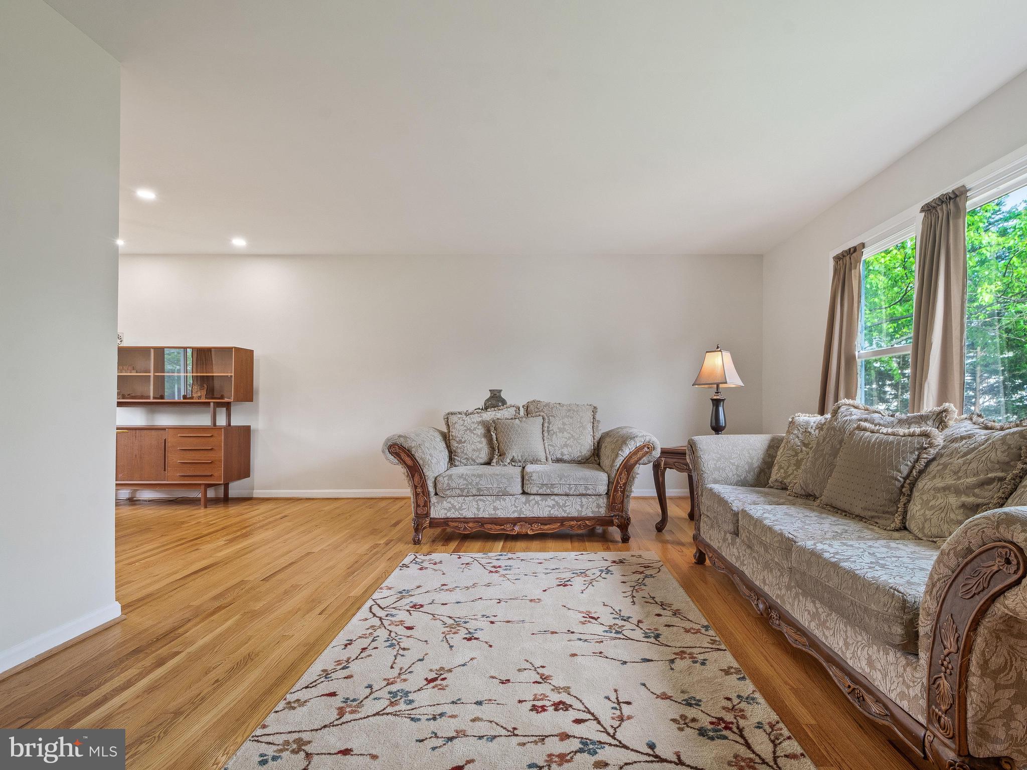 19228 Treadway Road Brookeville, MD 20833 - Photo 6 of 40 Gallery Image 6
