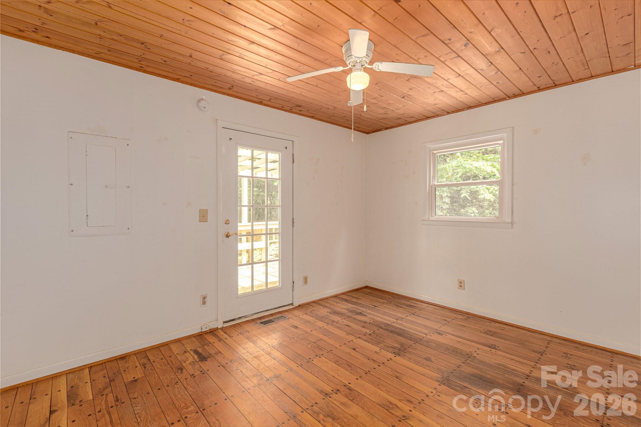 295 Richmond Road Bakersville, NC 28705 - Photo 7 of 33