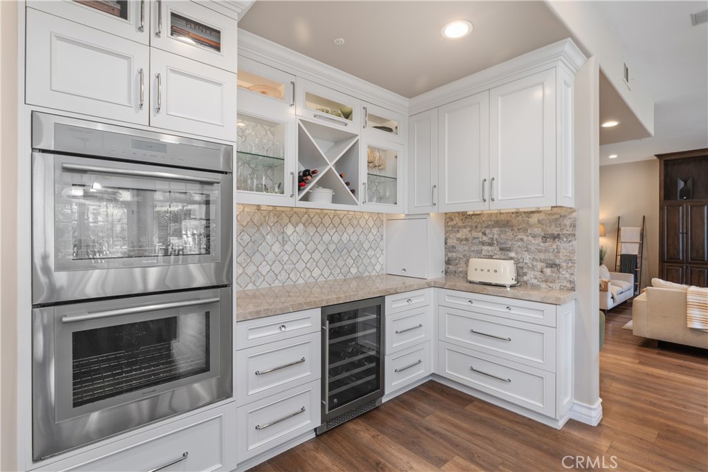 27971 Golden Ridge Lane San Juan Capistrano, CA 92675 - Photo 13 of 65 Extended bar area perfect for entertaining!