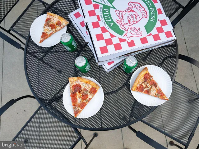 $559,990 | 3118 Overlook Drive, Mechanicsburg, PA 17055