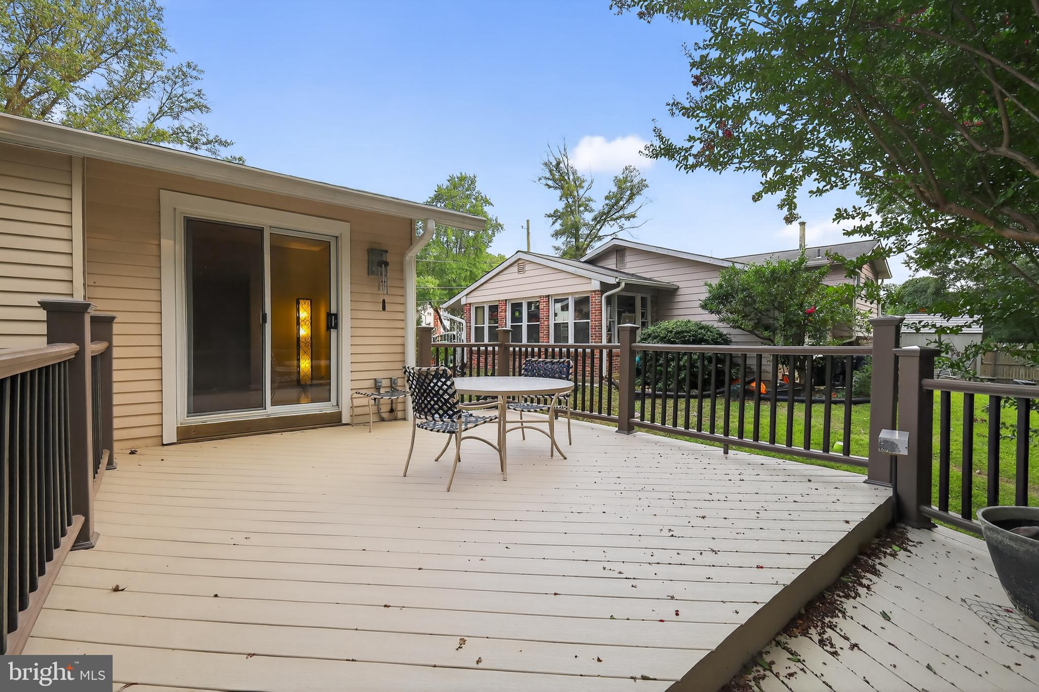 6806 Trexler Road Hyattsville, MD 20784 - Photo 4 of 27 Deck