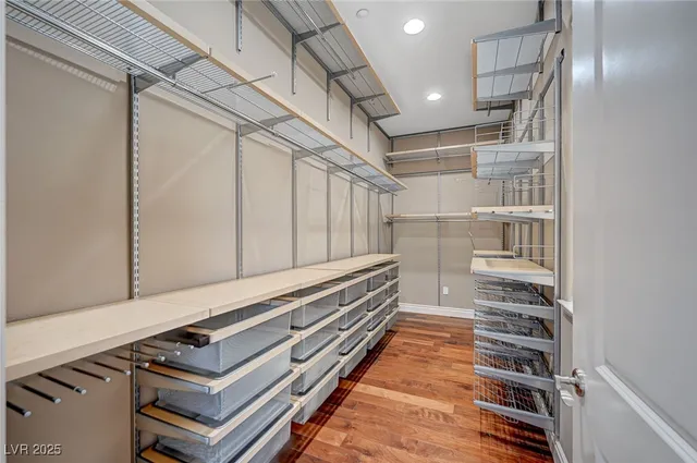 $5,295 | 9201 Tesoras Drive, Unit 401, Las Vegas, NV 89144