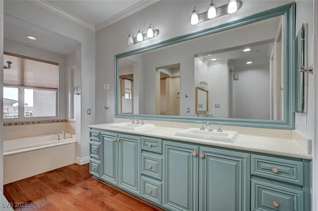 $5,295 | 9201 Tesoras Drive, Unit 401, Las Vegas, NV 89144