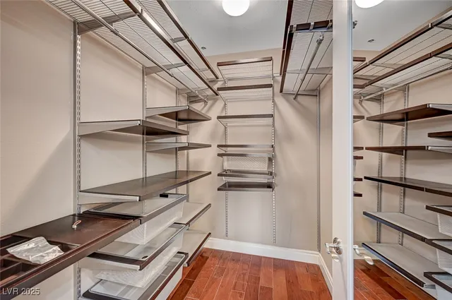 $5,650 | 9201 Tesoras Drive, Unit 401, Las Vegas, NV 89144