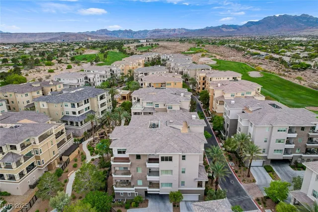 $5,650 | 9201 Tesoras Drive, Unit 401, Las Vegas, NV 89144