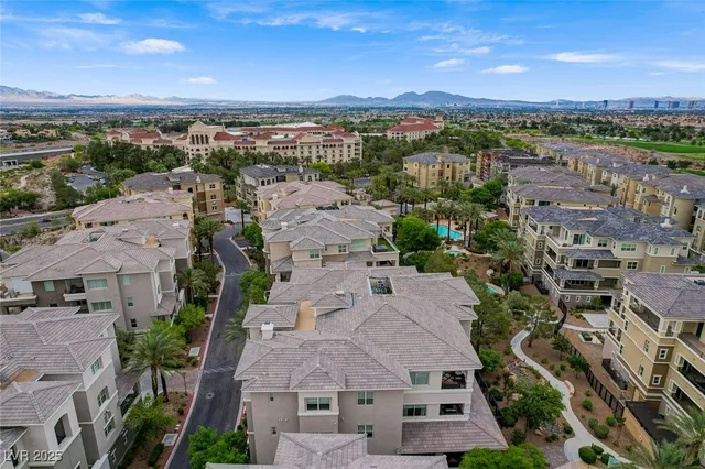 $5,295 | 9201 Tesoras Drive, Unit 401, Las Vegas, NV 89144