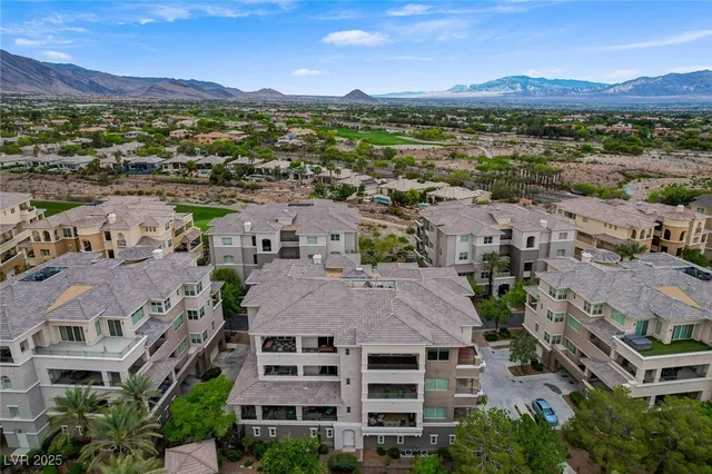 $5,650 | 9201 Tesoras Drive, Unit 401, Las Vegas, NV 89144