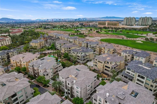 $5,650 | 9201 Tesoras Drive, Unit 401, Las Vegas, NV 89144