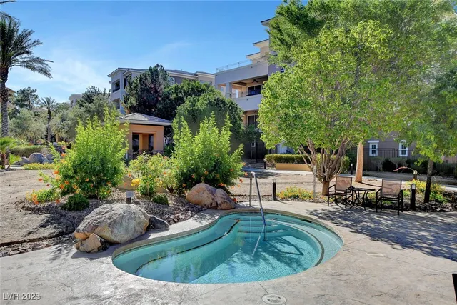 $5,650 | 9201 Tesoras Drive, Unit 401, Las Vegas, NV 89144