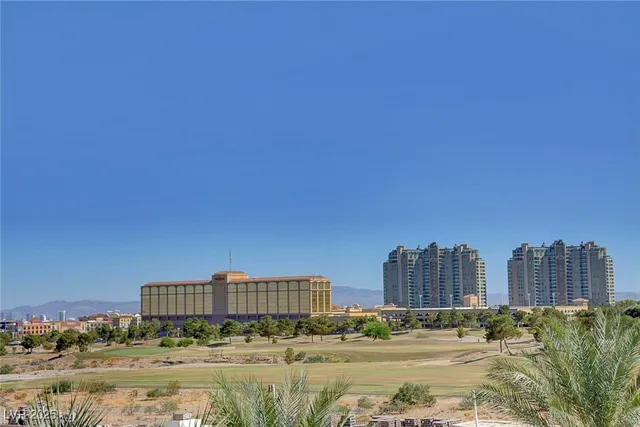 $5,295 | 9201 Tesoras Drive, Unit 401, Las Vegas, NV 89144