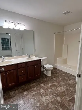 $1,975 | 535 Hometowne Terrace, Lititz, PA 17543