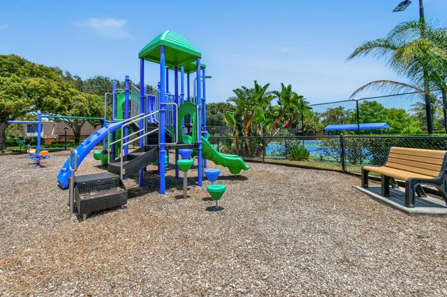 $2,450 | 1918 19th Court, Unit 35B, Jupiter, FL 33477