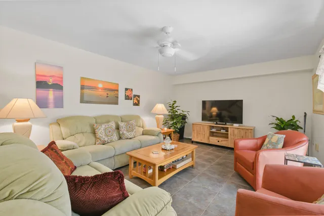 $2,450 | 1918 19th Court, Unit 35B, Jupiter, FL 33477