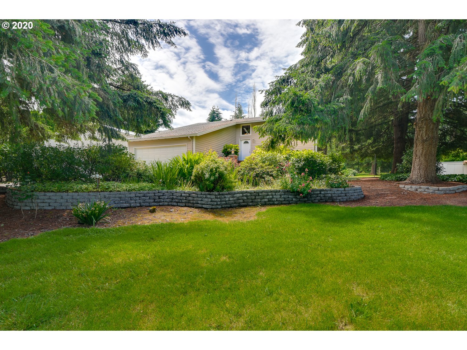17174 South Potter Road Oregon City, OR 97045 - Photo 2 of 32 Gallery Image 2