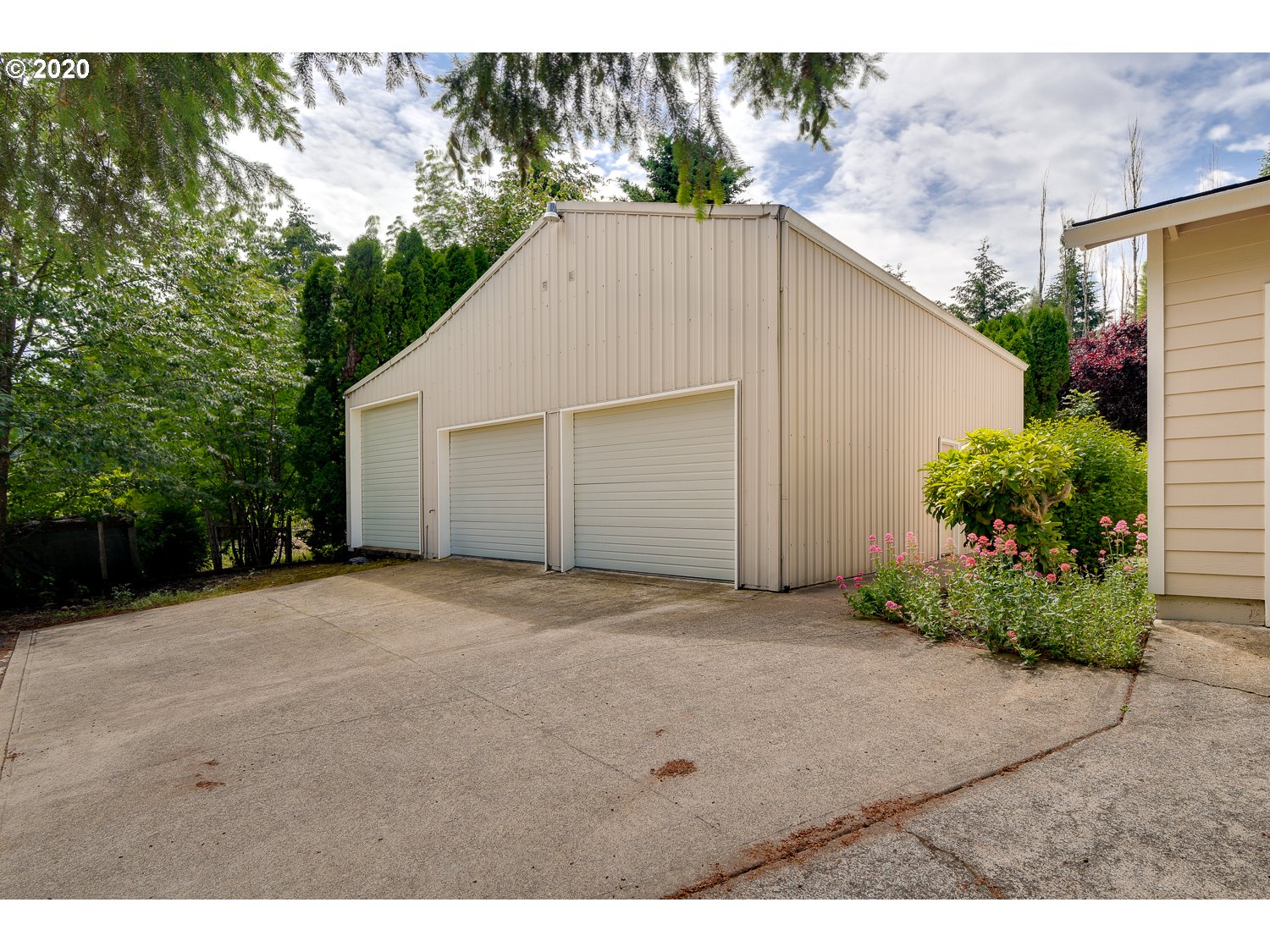 17174 South Potter Road Oregon City, OR 97045 - Photo 31 of 32 Gallery Image 31